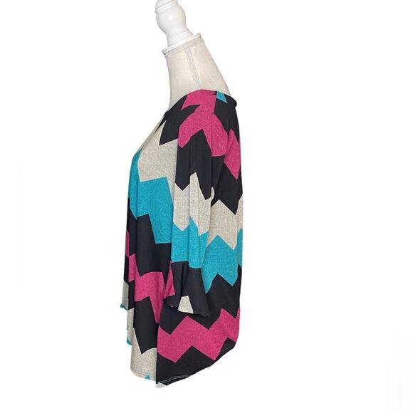 Camille & Co. Chevron Tunic with Bell Sleeves Size S - Picture 2 of 5